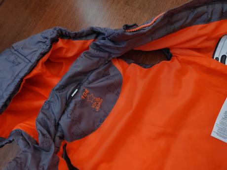 Vesta so zajačikmi v.104, kiki&koko,104