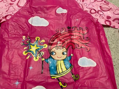 Pršiplášť na 6 rokov, 122