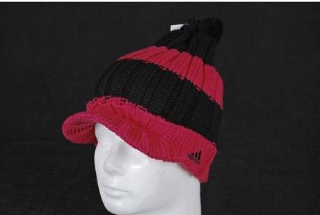Značkova čiapka, adidas