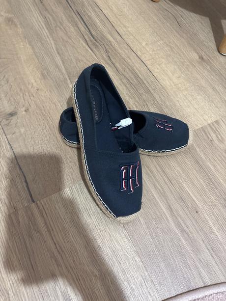 Topanky, tommy hilfiger,37