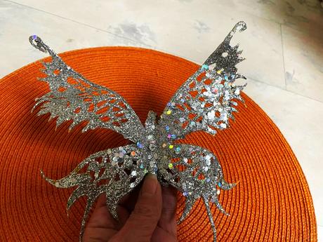 Trblietavá dekorácia, 