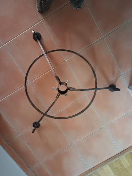 Stojan pod vianočný stroček, 