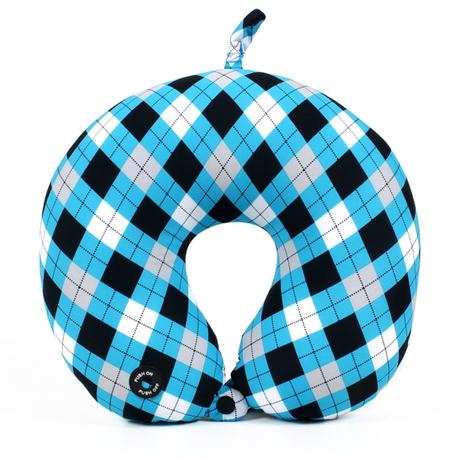 Masážny cestovný vankúš so škótskym vzorom,