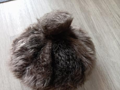 Stará retro baranica s brmbolcom, 