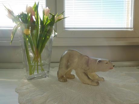 Veľká porcelánová figúrka - medveď polárny,