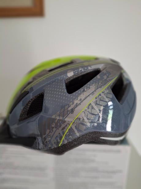 Detská cyklistická prilba so zadným svetlom xs-s, xs