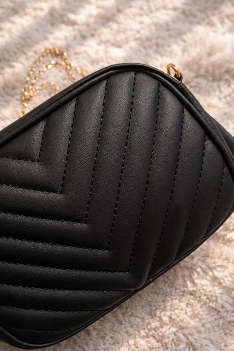 Nová čierna crossbody kabelka, 