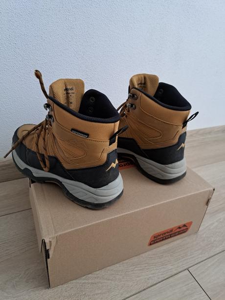 Čižmy vel.36, sprandi,36