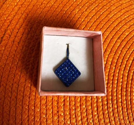 Luxusné štrasové náušnice,