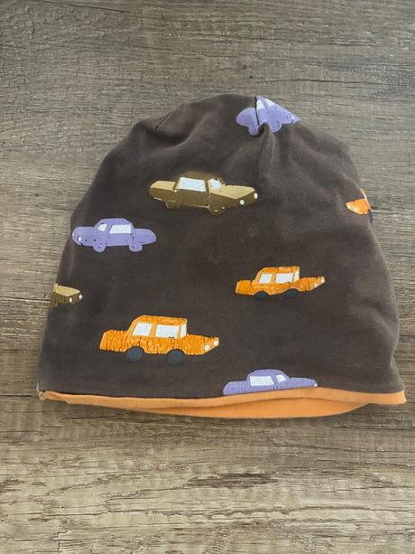 Čiapka, reserved,42