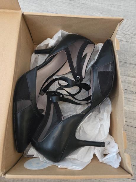 Kožené lodičky s mašĺou, next,41