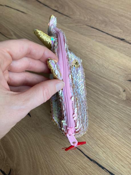 Taštička - jednorožec s flitrami, 