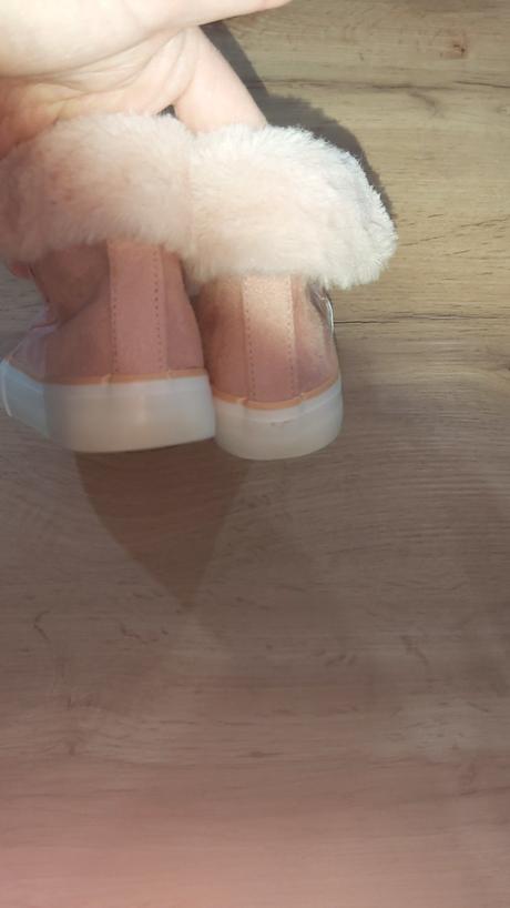 Zateplene tenisky 24/25, reserved,24