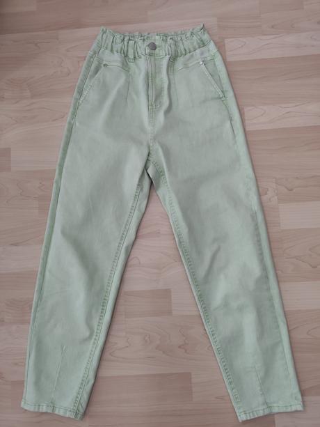 Nohavice mom jeans, takko,36