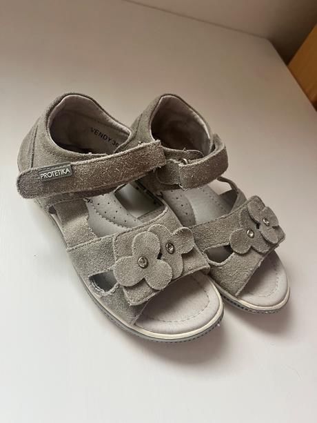 Ortopedické sandale / papuče, protetika,30