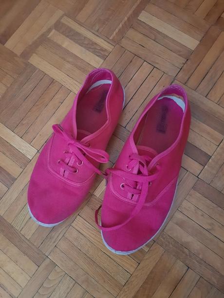 Dámske plátenky, 41