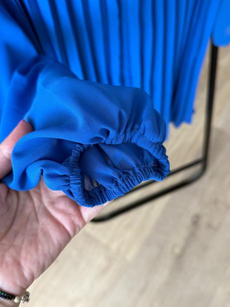 Šaty - nenosené, padavé, voľný strih, 36