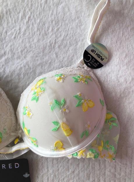 Nová biela kvetovaná push-up podprsenka, 75 c, new yorker,75c