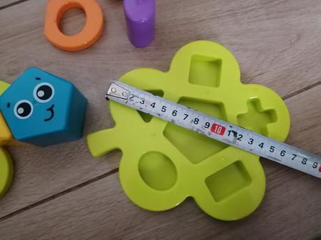 Skladacie puzzle kvetina s tvarmi, playgro,