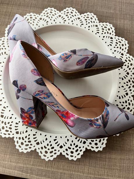 Elegantné topánky, 40