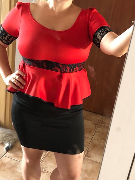 Dámske spoločenské červené šaty m, 38