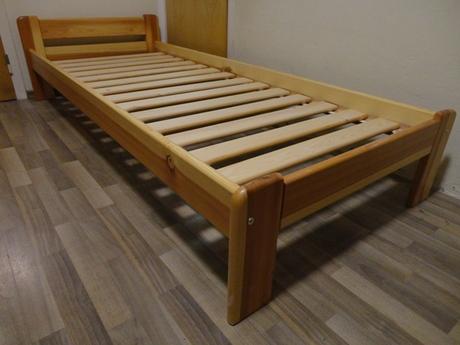 Posteľ + madrac - drevená, jednolôžková, šírka (cm): 90,dĺžka (cm): 200
