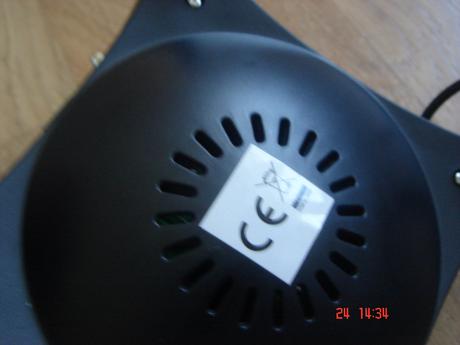 Usb pripojky koncovky 4ks a zohrievac pod salocku,