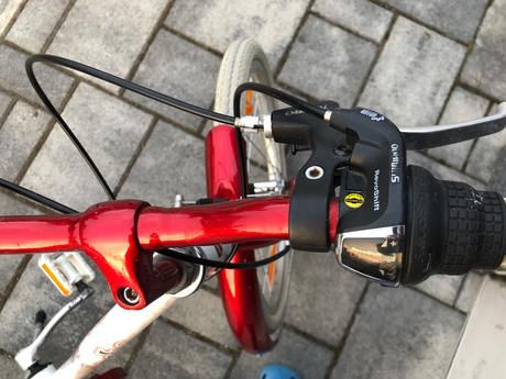 Dievčenský bicykel 20 melody, author,20