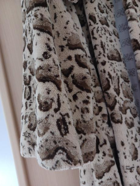 Kožušinove paletko, m