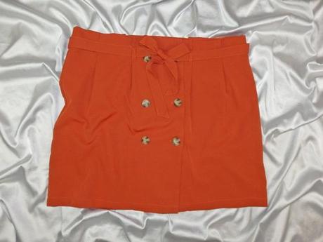 Kvalitná sukňa s opaskom, primark,48
