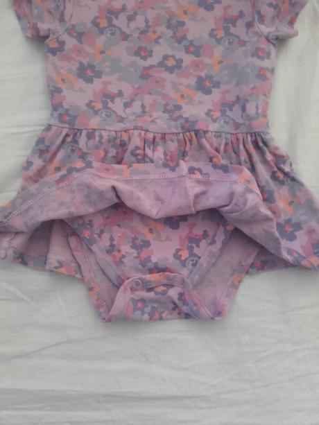 Fialové šatové body, coccodrillo,74