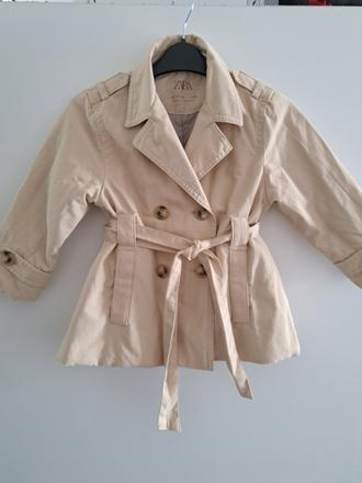 Trenčkot veľkosti 86, zara,86