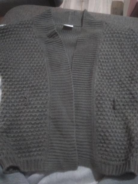 Dievčenský svetrík, next,116