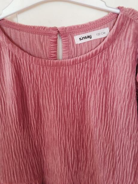 Predám šaty 2 ks v.122 krasné ako nove, sinsay,122