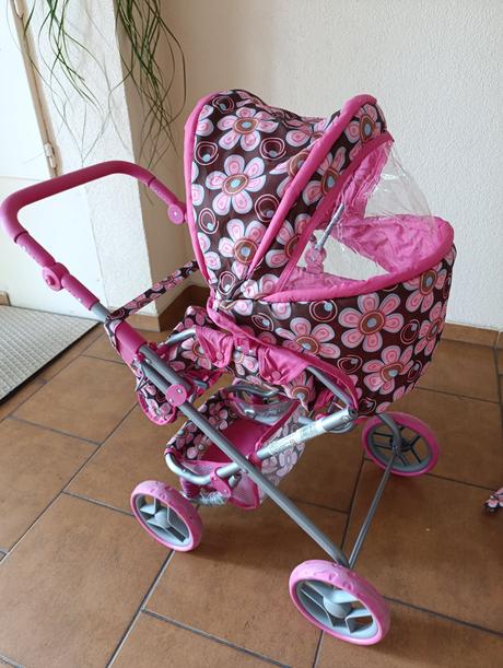 Kočík pre bábiku, 