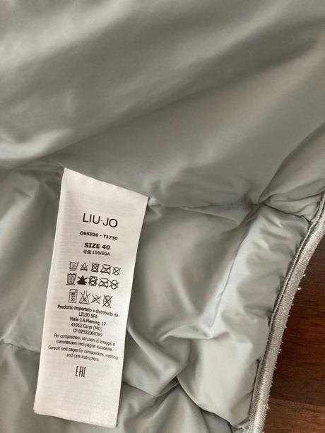 Bunda do pasa liujo, liu jo,xs