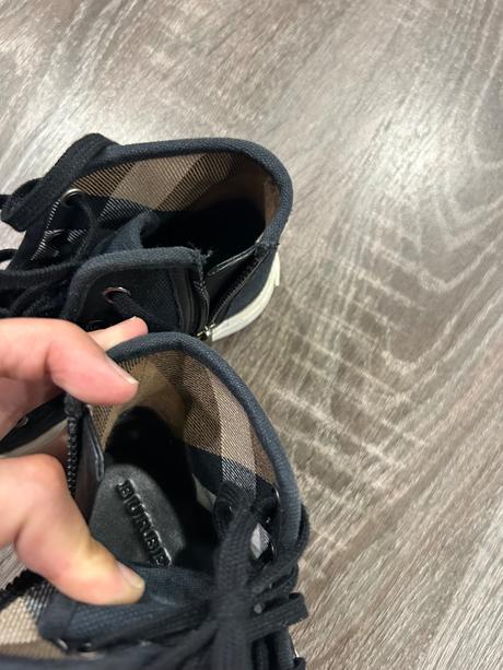 Burberry členkove tenisky na zips č.26, burberry,26