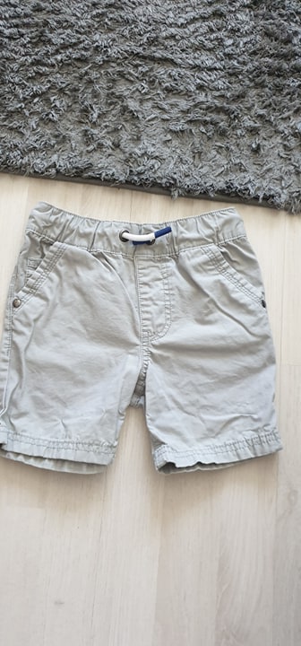 Šortky č.104, f&f,104