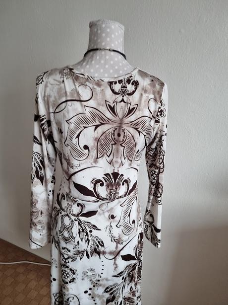 Bielo-hnedé elastické šaty chillytime veľ. 40, 40