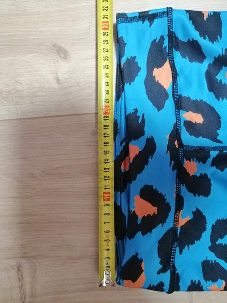 Športové leginy, 152