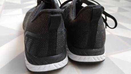 Dámska športová obuv, 40