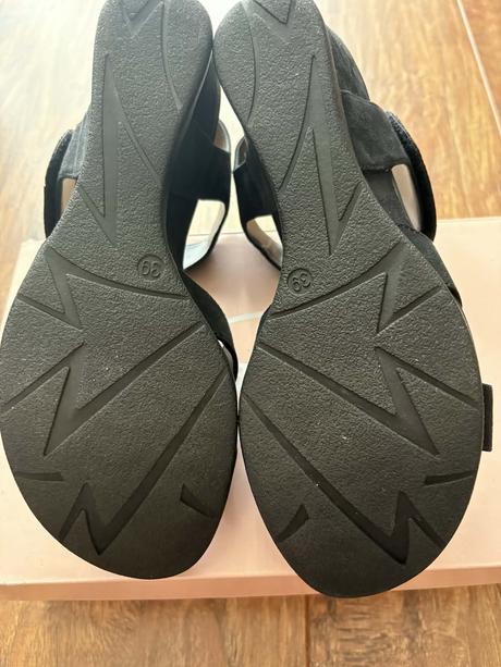 Predám nádherné sandále, 39, ako nové, graceland,38