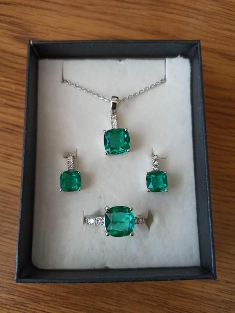 Suprava z chirurgickej ocele, 