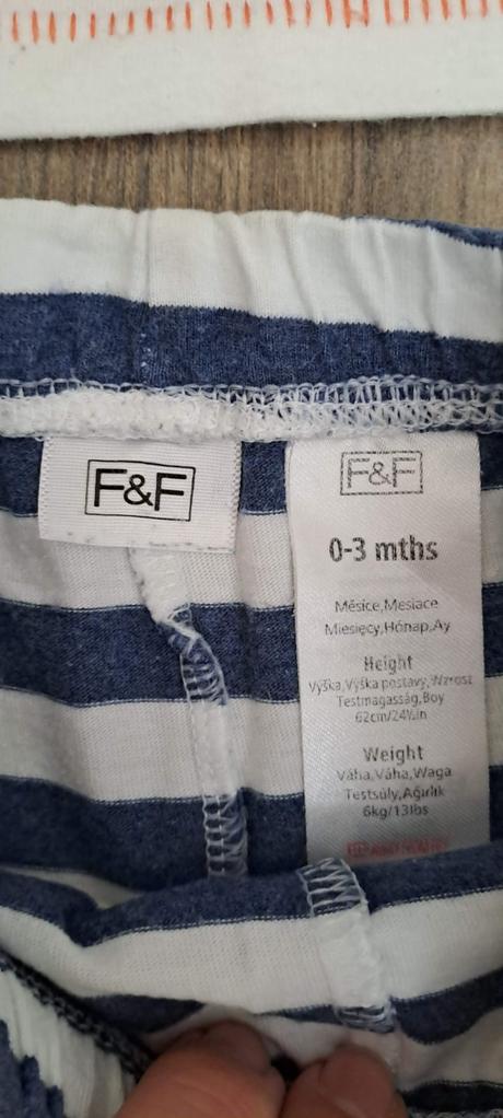 Pásikavé bavlnené kraťasy, zn. f&f, veľ. 68, f&f,68