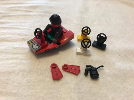 Lego lodička, panacik s plutvami, volanty,