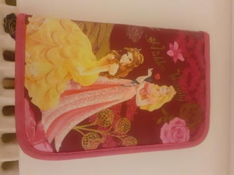 Dievčenský peračník šípková ruženka, 