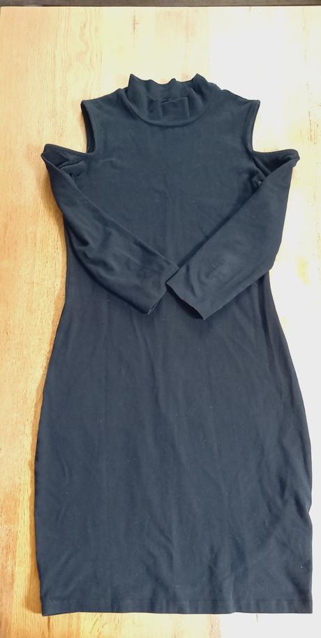 Šaty s odhalenými ramenami, sinsay,xs