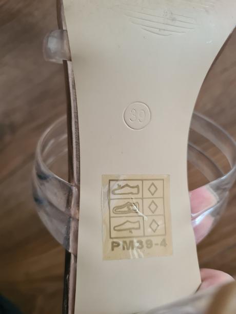 Transparentné sandalky, 39