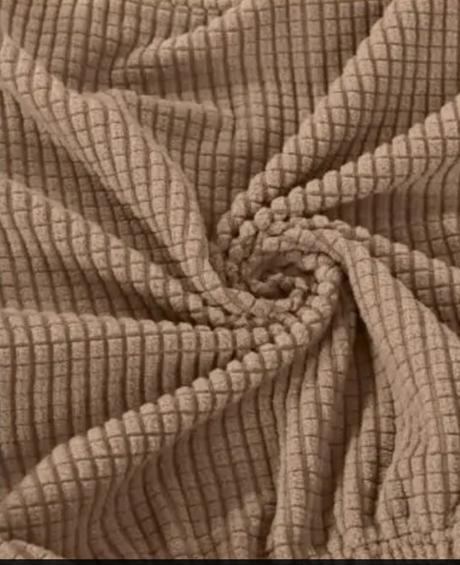 Pruzne navleky na stolicky. 6 kusov.novè, 