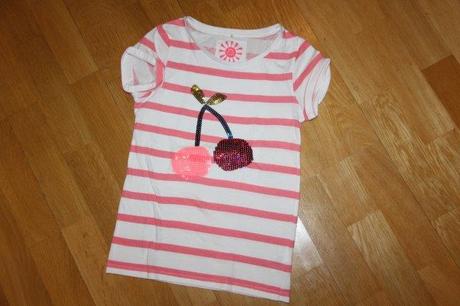 Tričko s čerešničkami, 116